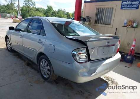 2002 Toyota Camry Xle V6 из США, поврежденный, VIN JTDBF30K820022437